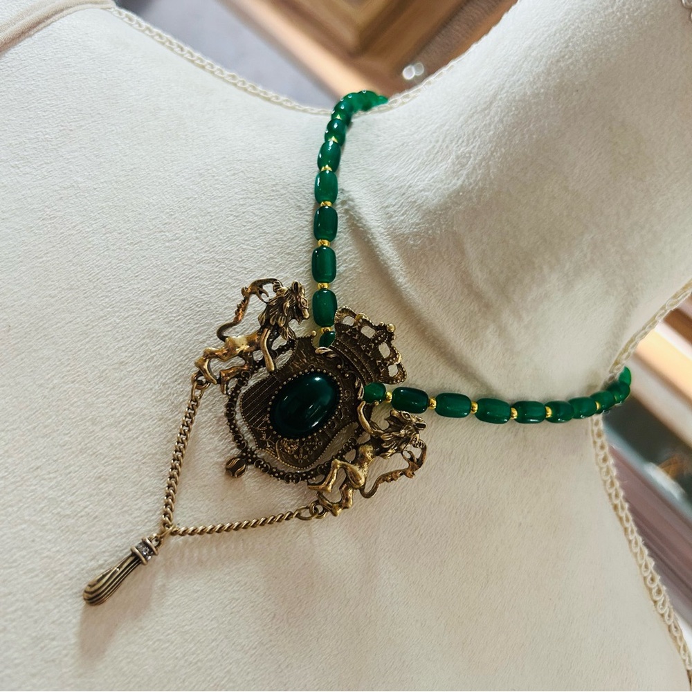 Handcrafted repurpose vintage lion crest jade cat eye bead necklace